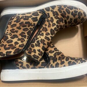 Source Unknown Leopard Print High-Top Sneakers